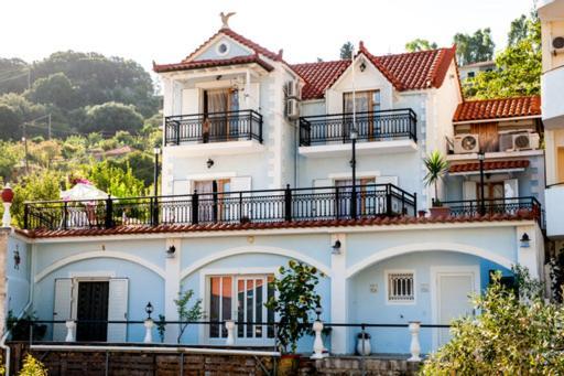 Fernanda'S Traditional 2 Floor House Βίλα Πόρος Εξωτερικό φωτογραφία