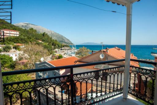 Fernanda'S Traditional 2 Floor House Βίλα Πόρος Εξωτερικό φωτογραφία